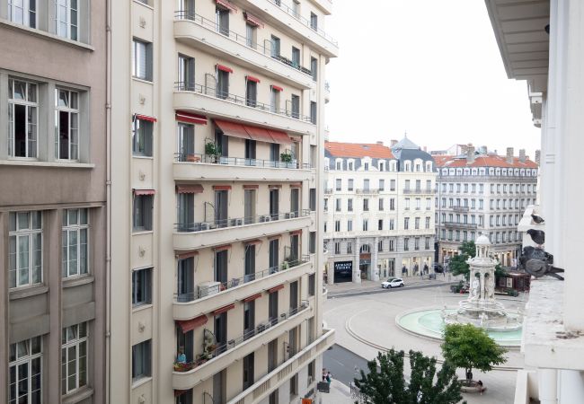 Apartment in Lyon - Honorê Suite Jacobins - 3 pers