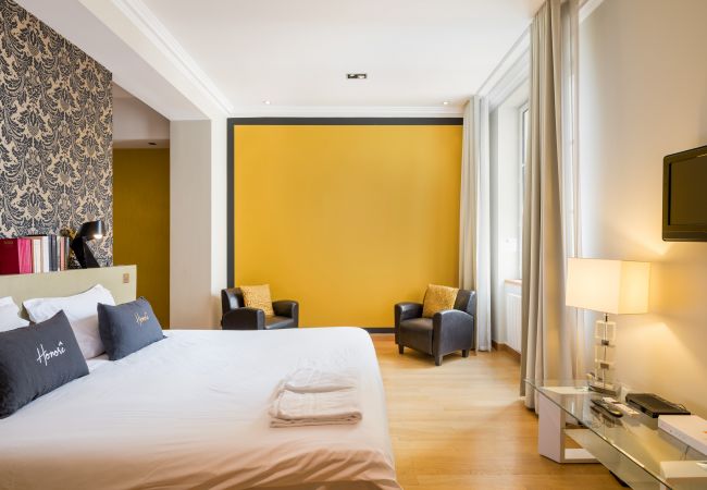 Apartment in Lyon - Honorê Suite Bellecour - 3 pers