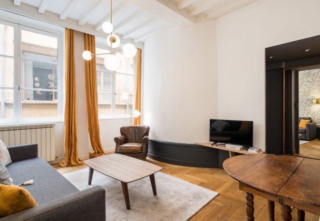 Apartment in Lyon - Honorê Suite Trois Maries - 4 pers